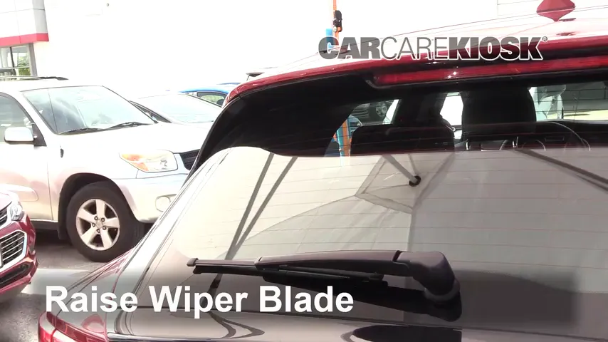 2017 Infiniti QX30 2.0L 4 Cyl. Turbo Windshield Wiper Blade (Rear)